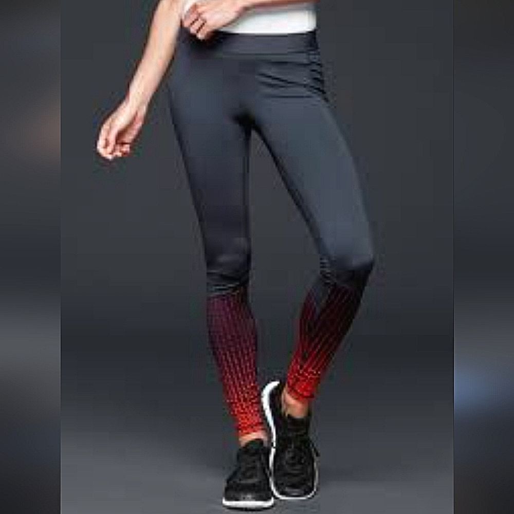 Gap fit navy blue leggings size M